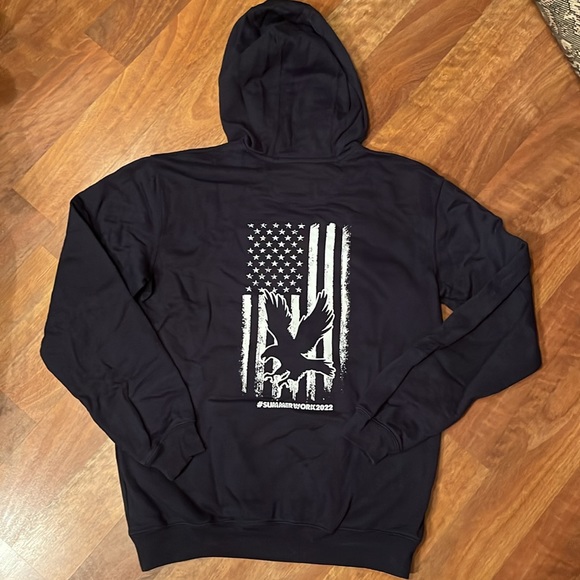 New Carhartt navy hoodie - Picture 10 of 15